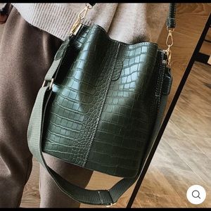 Green snake skin purse!